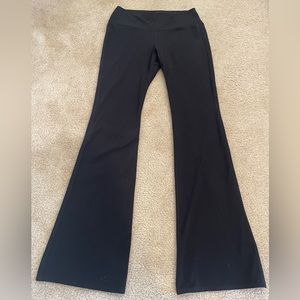 Uniqlo Black Flare Leggings